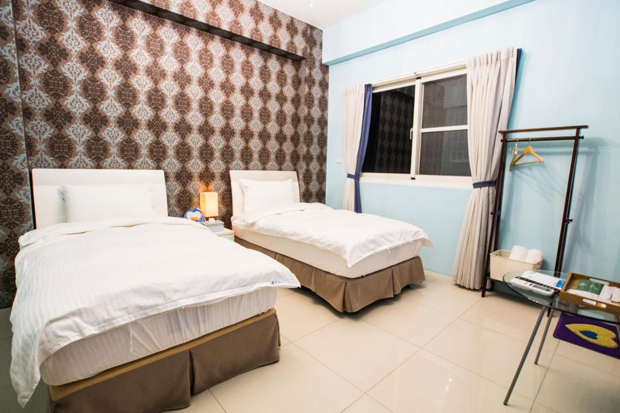 Railway Traveler B&B T'ai-tung Kültér fotó